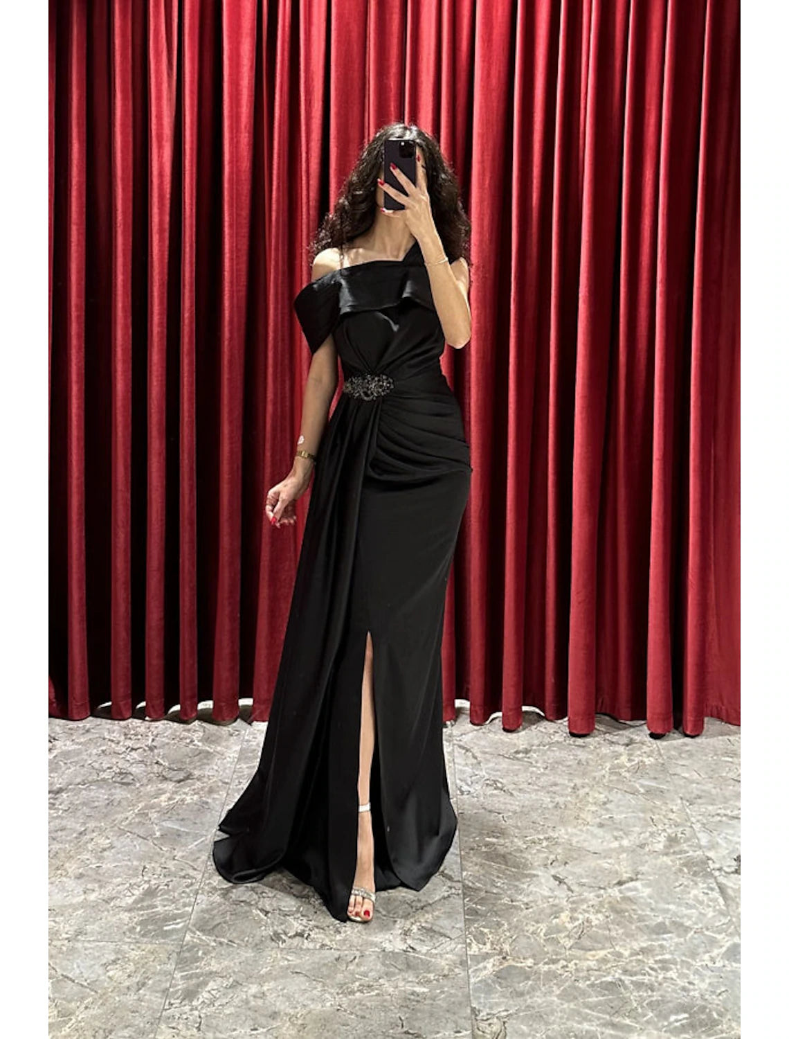 Fun-Trip Evening Dress -A-Line Evening Gown Elegant Dress Formal Fall Sweep / Brush Train Short Sleeve One Shoulder Satin with Ruched Slit